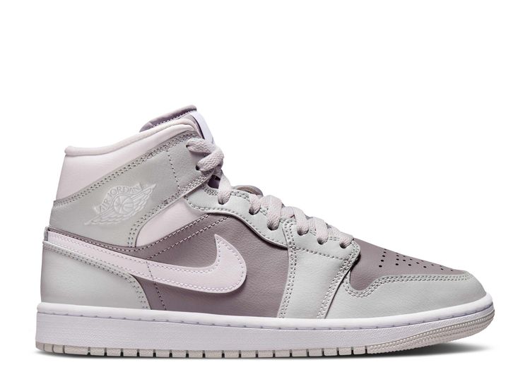 WMNS JORDAN 1 MID 'PHOTON DUST ATMOSPHERE GREY'