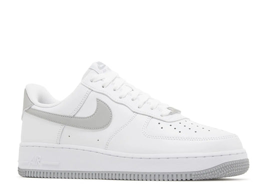AIR FORCE 1 '07 'WHITE LIGHT SMOKE GREY'