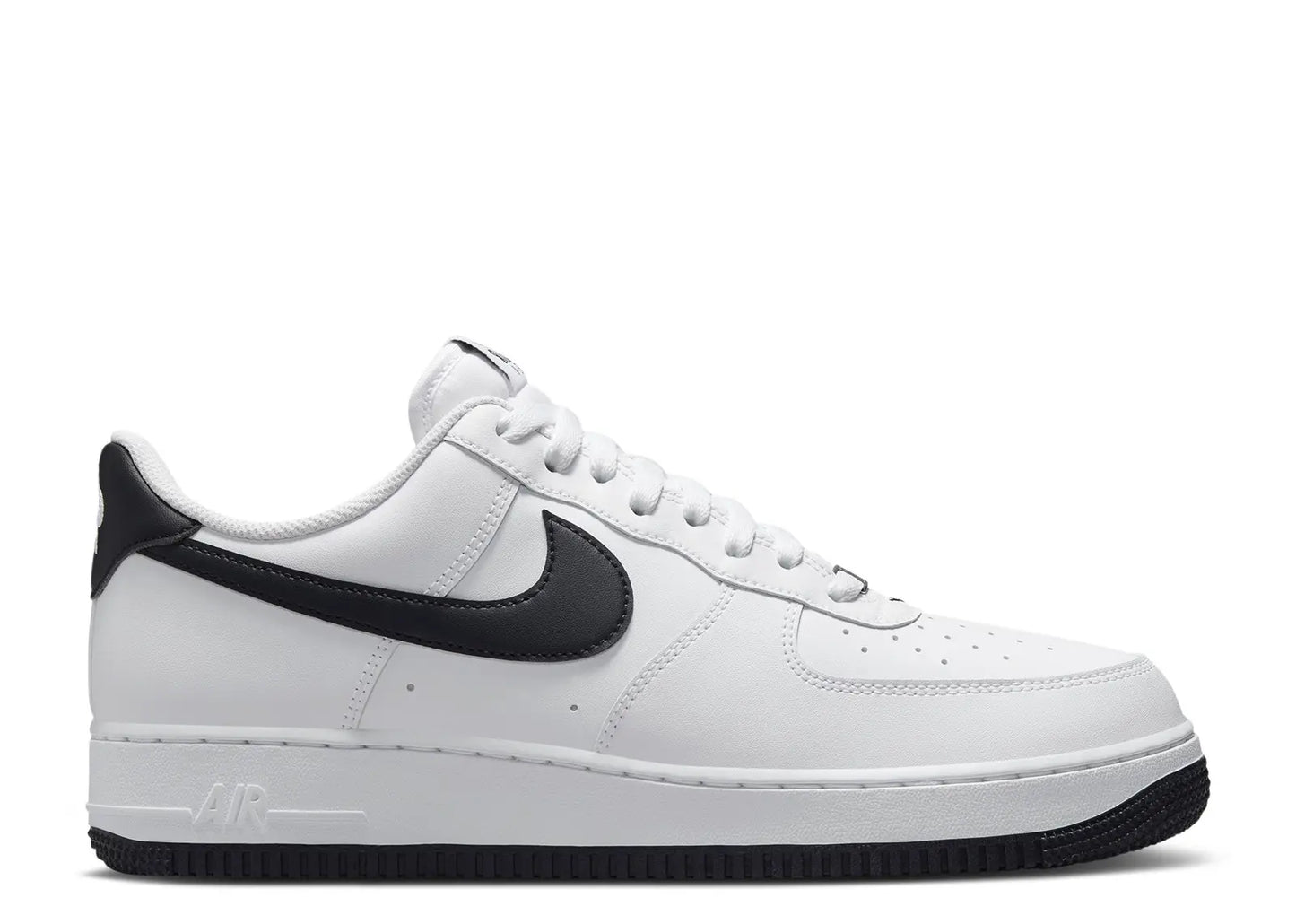 AIR FORCE 1 '07 'WHITE BLACK OUTSOLE'