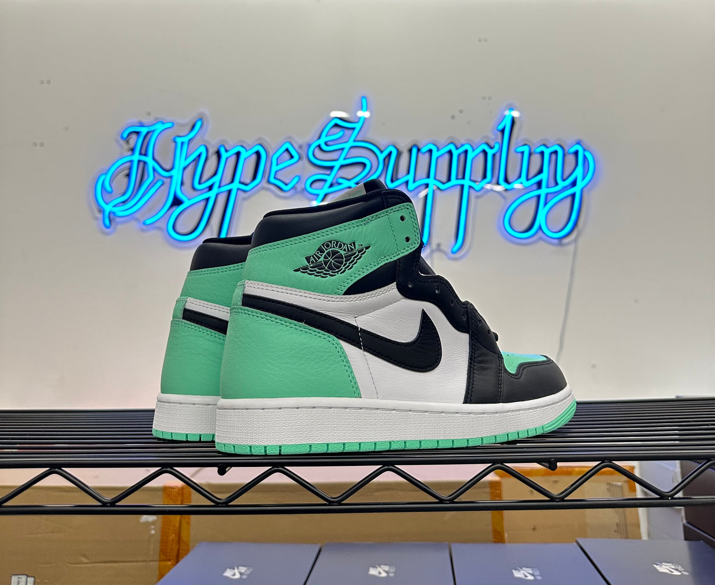 Jordan Retro 1 High OG ‘Green Glow’ DZ5485-130 (Men’s)