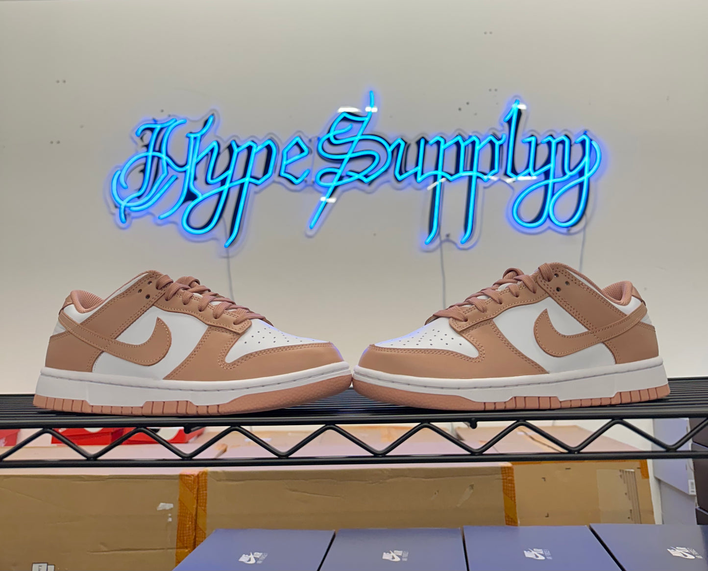 Nike Dunk Low ‘Rose whisper’ DD1503-118 (Women’s)