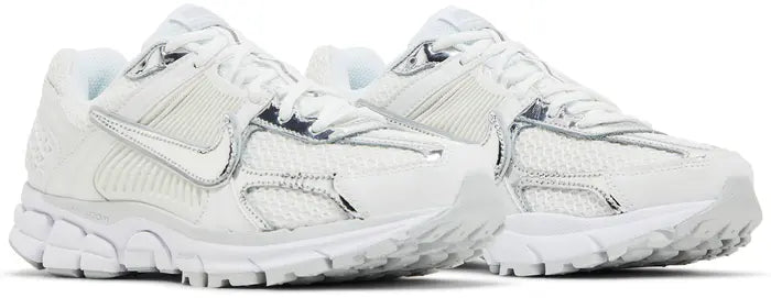 WMNS AIR ZOOM VOMERO 5 'CHROME TOE'