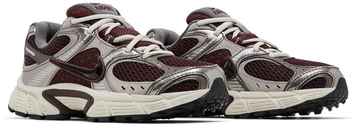 WMNS V5 RNR BURGUNDY CRUSH COLLEGE GREY