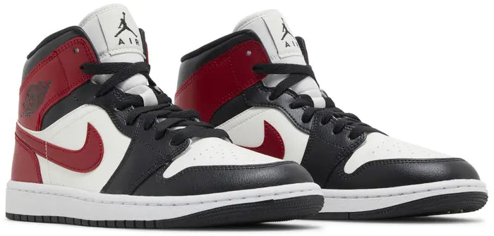 WMNS JORDAN 1 MID 'BLACK TOE'