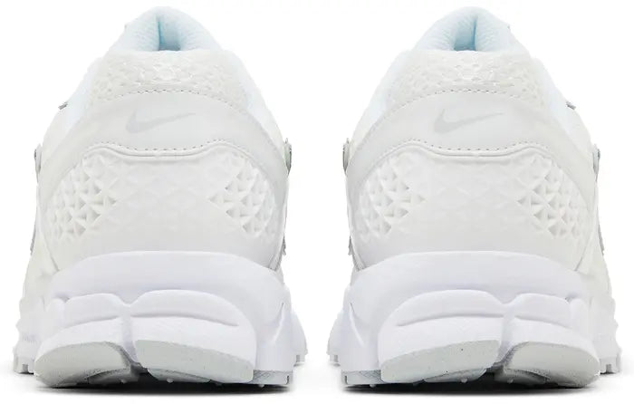 WMNS AIR ZOOM VOMERO 5 'CHROME TOE'